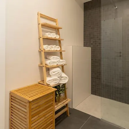 Lu Apartment
