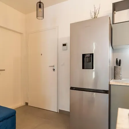 Lu Apartment