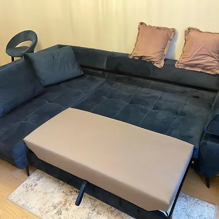 Lu Apartment *